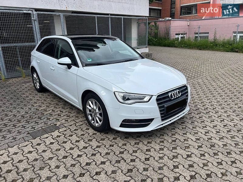 Хэтчбек Audi A3 2015 в Одессе фото Хэтчбек Audi A3 2015 в Одессе