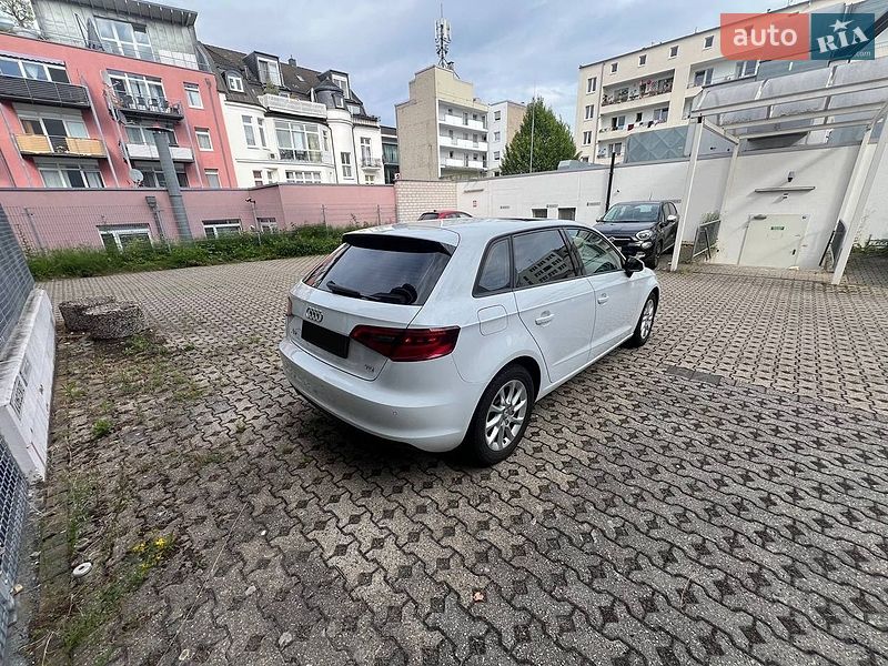 Хэтчбек Audi A3 2015 в Одессе фото 4 Хэтчбек Audi A3 2015 в Одессе