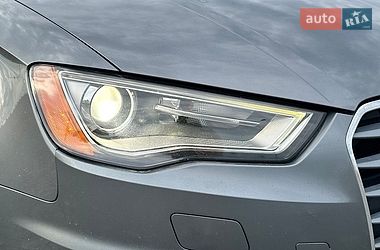 Седан Audi A3 2015 в Ровно