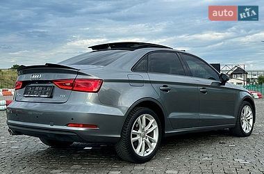 Седан Audi A3 2015 в Ровно