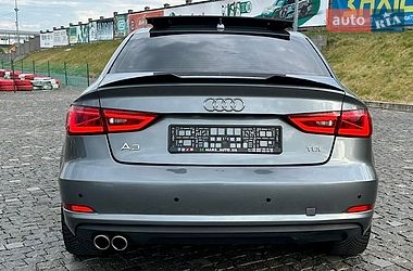 Седан Audi A3 2015 в Ровно