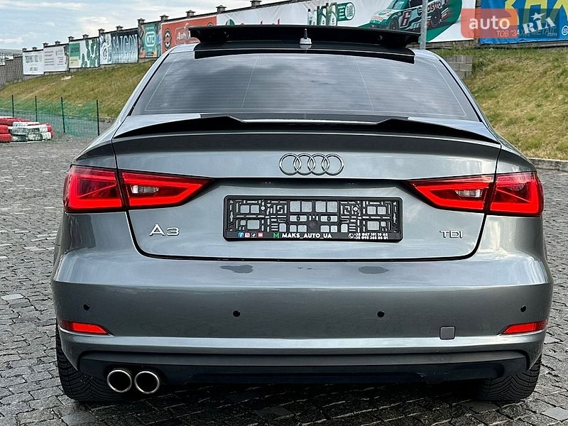 Седан Audi A3 2015 в Ровно