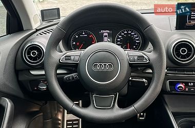 Седан Audi A3 2015 в Ровно