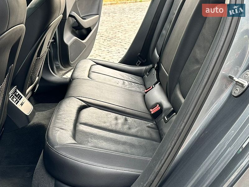 Седан Audi A3 2015 в Ровно