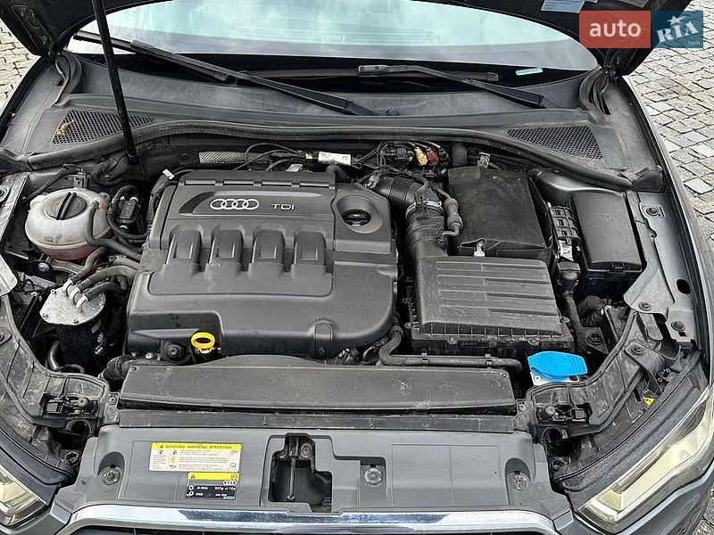 Седан Audi A3 2015 в Ровно