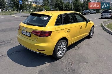 Хетчбек Audi A3 2016 в Києві