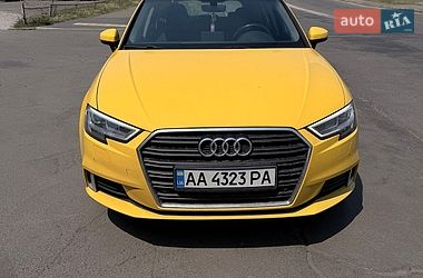 Хетчбек Audi A3 2016 в Києві