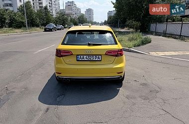 Хетчбек Audi A3 2016 в Києві
