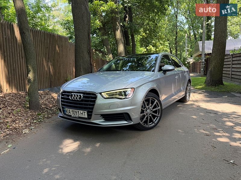 Седан Audi A3 2015 в Киеве