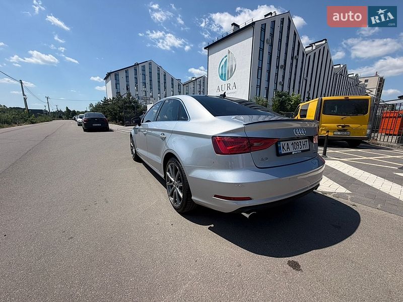 Седан Audi A3 2015 в Киеве