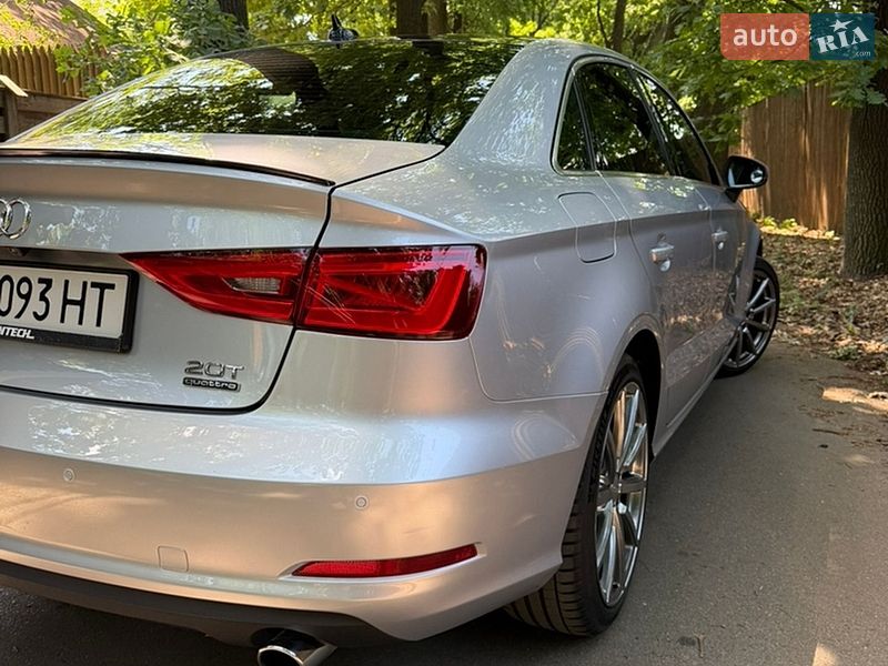 Седан Audi A3 2015 в Киеве