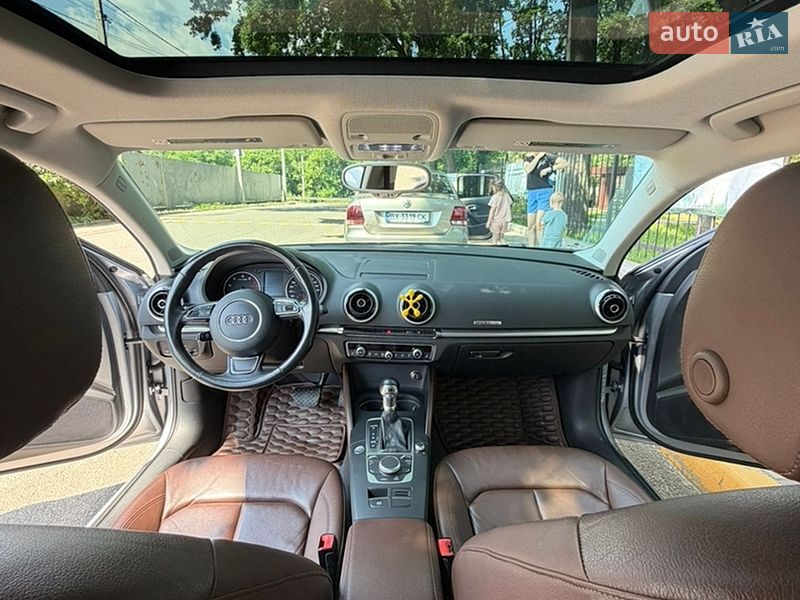 Седан Audi A3 2015 в Киеве