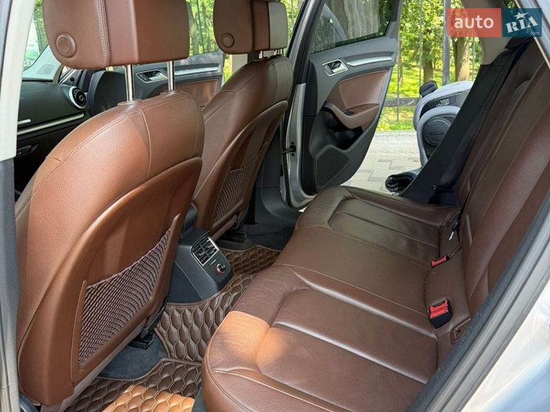 Седан Audi A3 2015 в Киеве