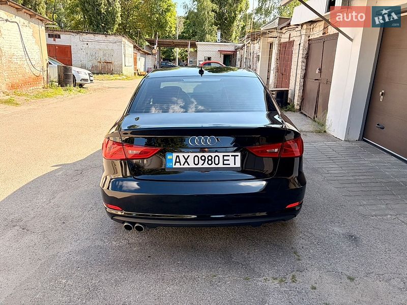 Седан Audi A3 2014 в Харькове