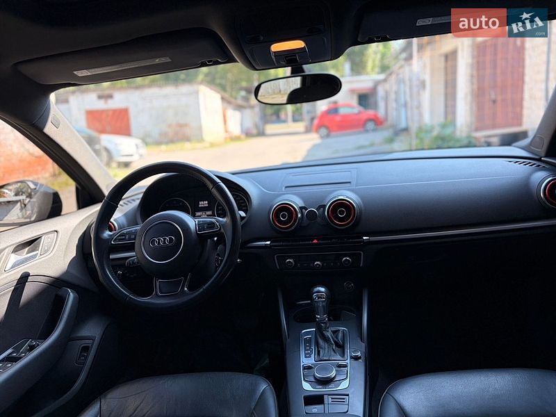 Седан Audi A3 2014 в Харькове
