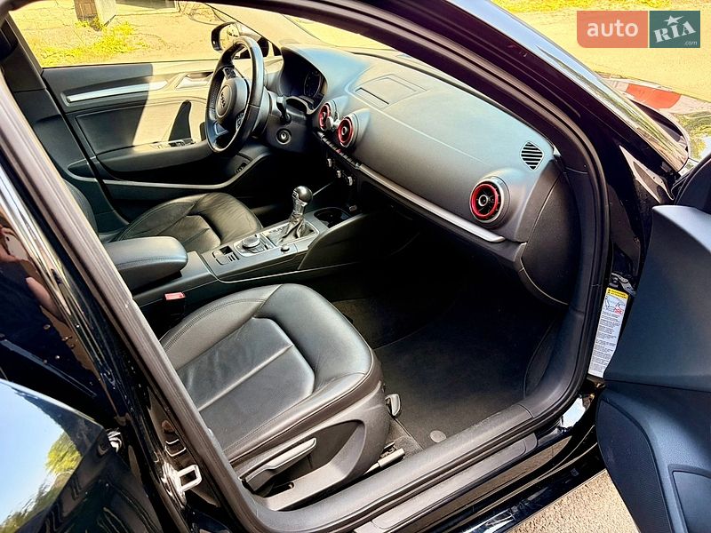 Седан Audi A3 2014 в Харькове