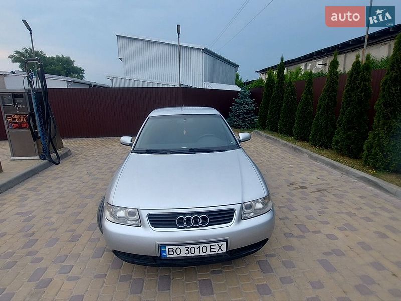 Хетчбек Audi A3 2003 в Дружбі
