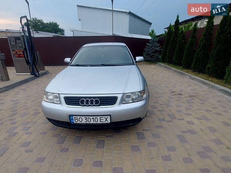 Хетчбек Audi A3 2003 в Дружбі