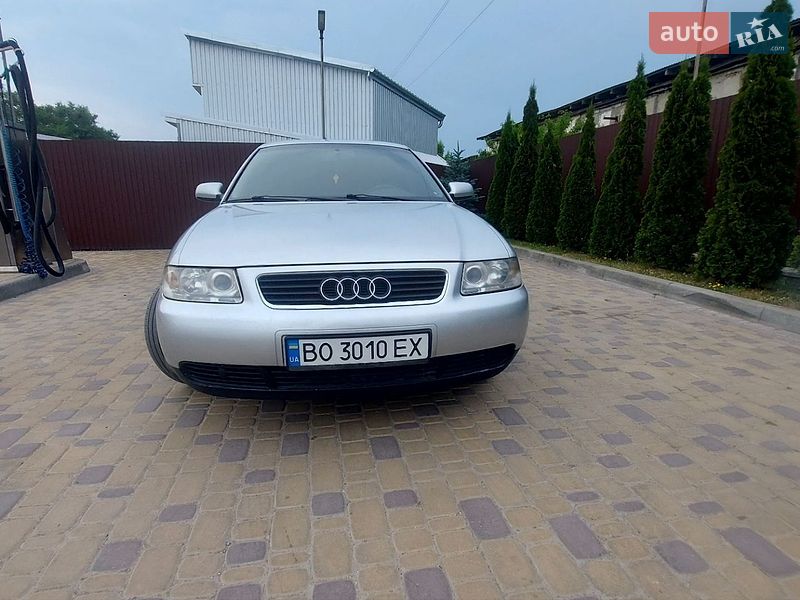 Хетчбек Audi A3 2003 в Дружбі