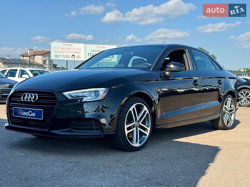 Седан Audi A3 2020 в Киеве