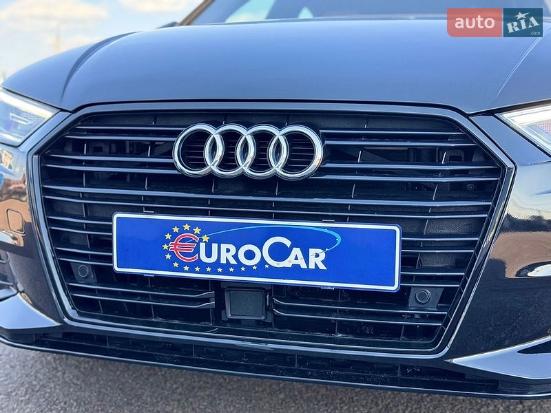 Седан Audi A3 2020 в Киеве