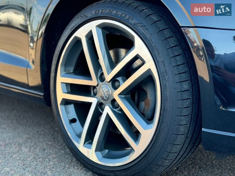 Седан Audi A3 2020 в Киеве