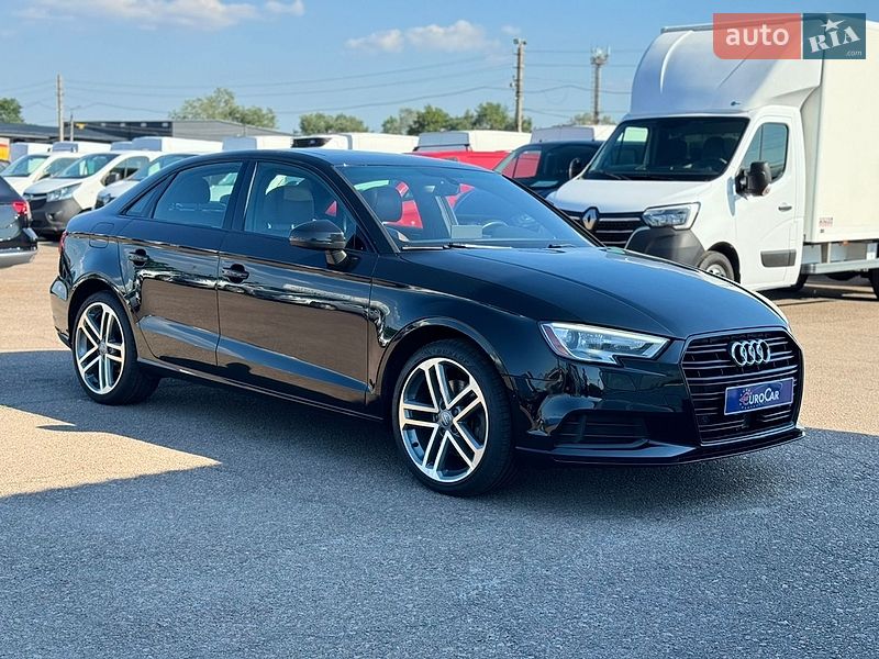 Седан Audi A3 2020 в Киеве