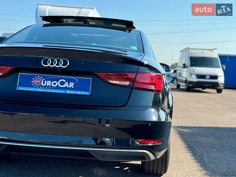 Седан Audi A3 2020 в Киеве