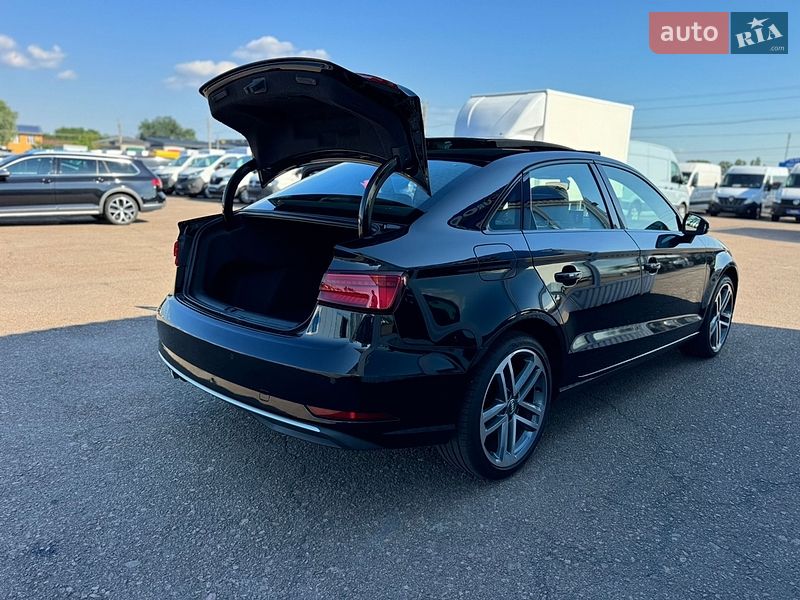 Седан Audi A3 2020 в Киеве