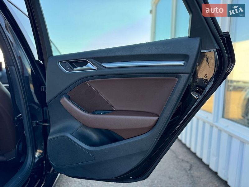 Седан Audi A3 2020 в Киеве