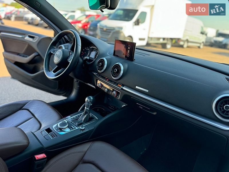 Седан Audi A3 2020 в Киеве