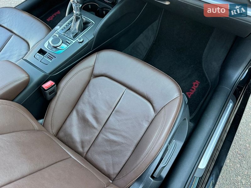 Седан Audi A3 2020 в Киеве