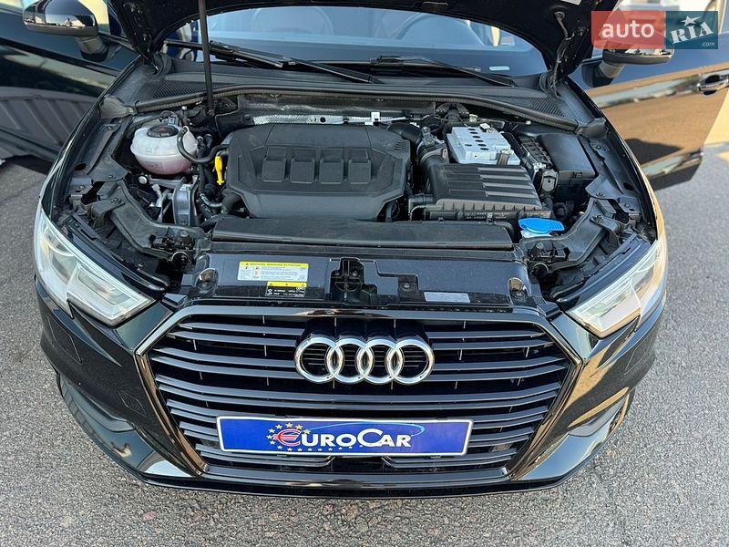 Седан Audi A3 2020 в Киеве