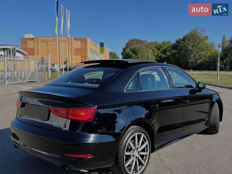 Седан Audi A3 2015 в Днепре