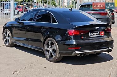 Седан Audi A3 2016 в Харькове