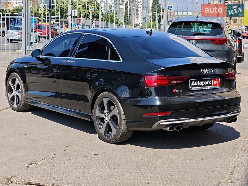 Седан Audi A3 2016 в Харькове
