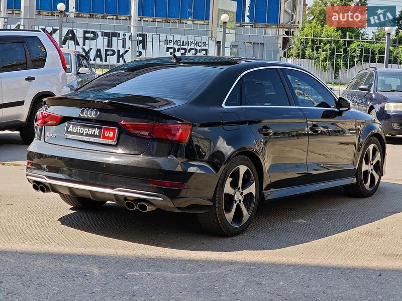 Седан Audi A3 2016 в Харькове