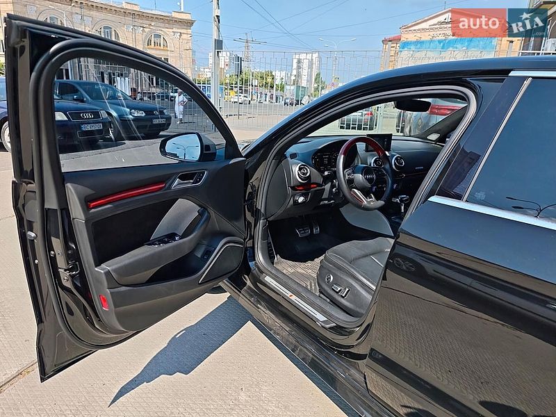 Седан Audi A3 2016 в Харькове