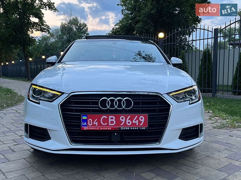 Седан Audi A3 2017 в Кременчуге