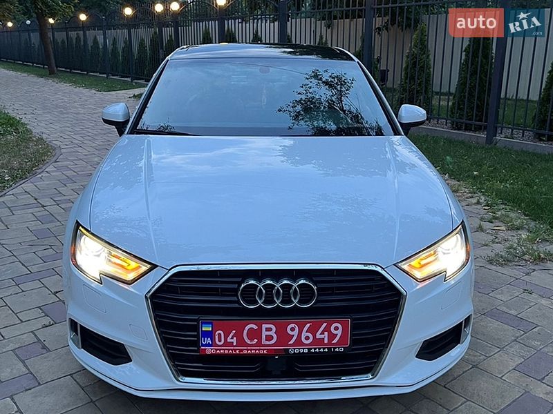 Седан Audi A3 2017 в Кременчуге