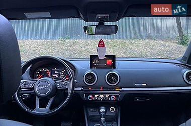 Седан Audi A3 2017 в Кременчуге