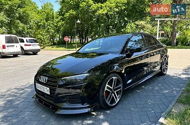 Audi A3  2016