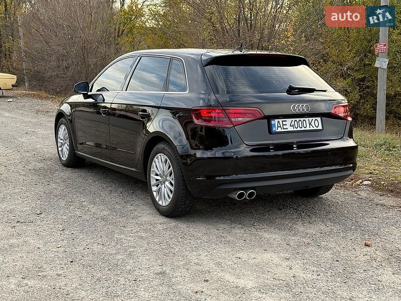 Хетчбек Audi A3 2015 в Дніпрі фото 5 Хетчбек Audi A3 2015 в Дніпрі