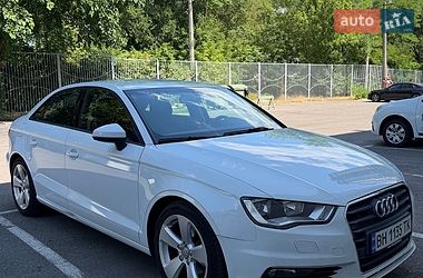 Audi A3  2016