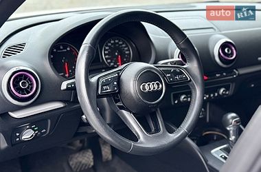 Седан Audi A3 2019 в Ровно