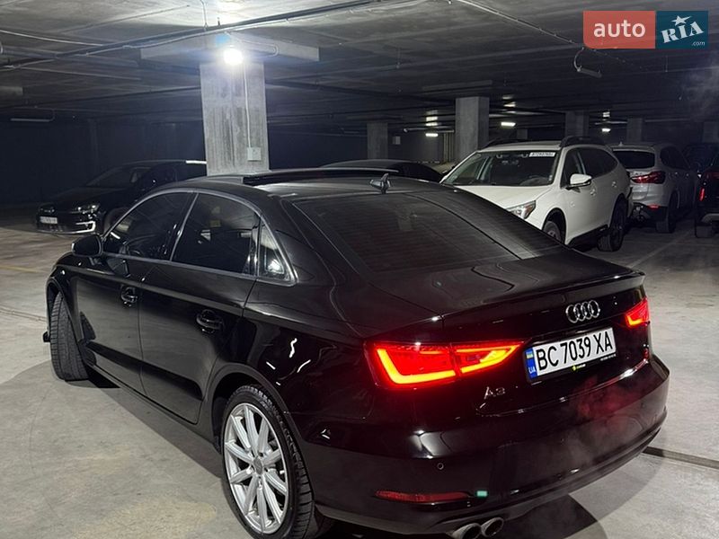 Седан Audi A3 2015 в Львові