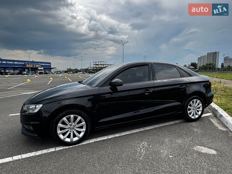 Седан Audi A3 2015 в Києві