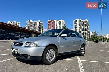 Хэтчбек Audi A3 2001 в Киеве