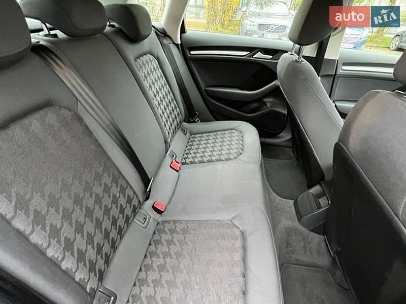 Хетчбек Audi A3 2013 в Києві