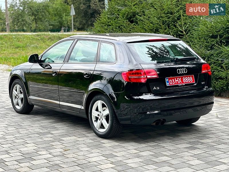 Хетчбек Audi A3 2011 в Старокостянтинові